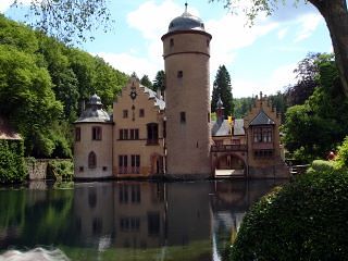 Schloss Mespelbrunn Castle