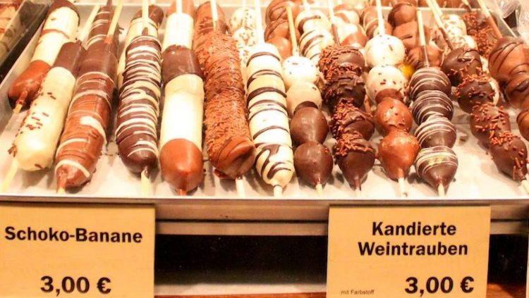 Flying to Nuremberg Airport (NUE) is the easiest way to travel to the Nürnberger Christkindlesmarkt, Germany’s most famous Christmas market (Weihnachstmarkt). Chocolate Covered Fruit
