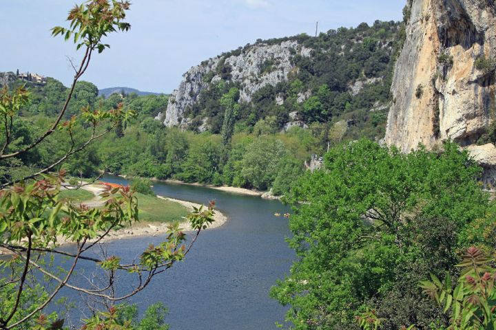Canoeing in the Gorges de l’Ardèche River