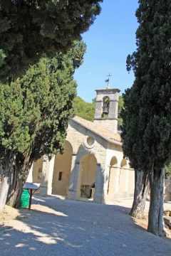 Notre Dame de Pareloup Chapel in Mazan in Provence, France