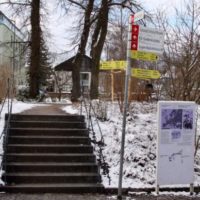 Hiking and Cycling Signs in Dachau points in the direction of the Concentration Camp Memorial Site, or use bus 726 from the station that coordinates well with train arrivals from Munich.
