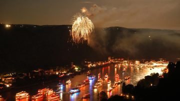 Rhine in Flames fireworks a St Goar