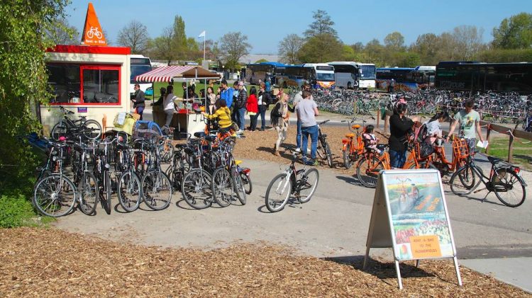 Bike Rental Kiosk at Keukenhof