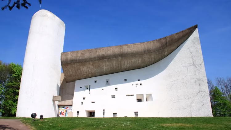 Chapelle Notre Dame du Haut de Ronchamp by Le Corbusier