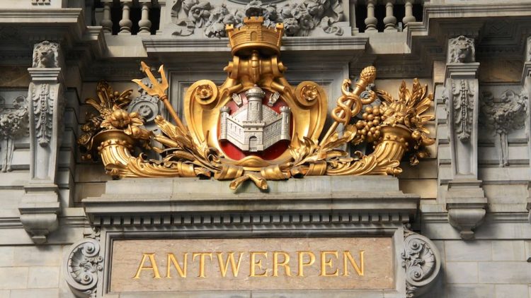 Antwerpen Shield in Centraal Station