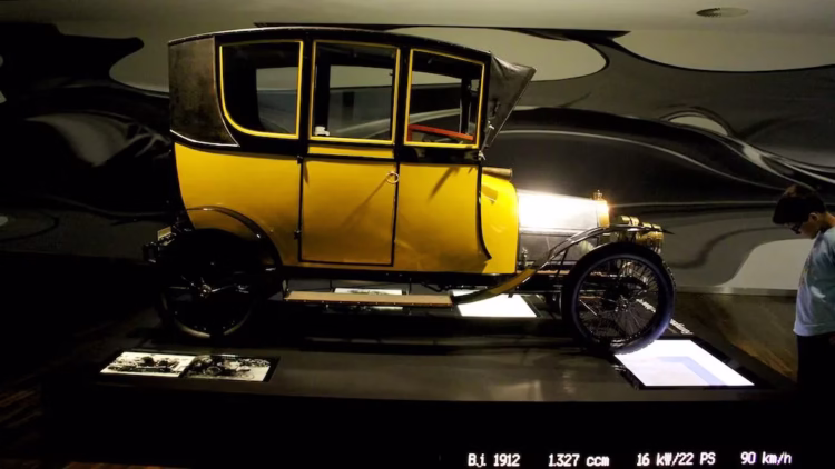 1912 Bugatti T15 in the Zeithaus car museum in Autostadt.