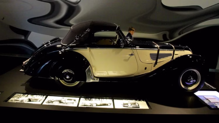1938 BMW 328 in the Zeithaus museum in Autostadt, Wolfsburg.