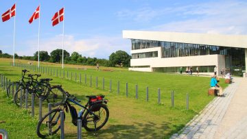 Cycling to the Moesgaard Museum
