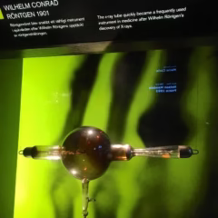 Wilhelm Röntgen Tube in the Nobel Museum in Stockholm 6
