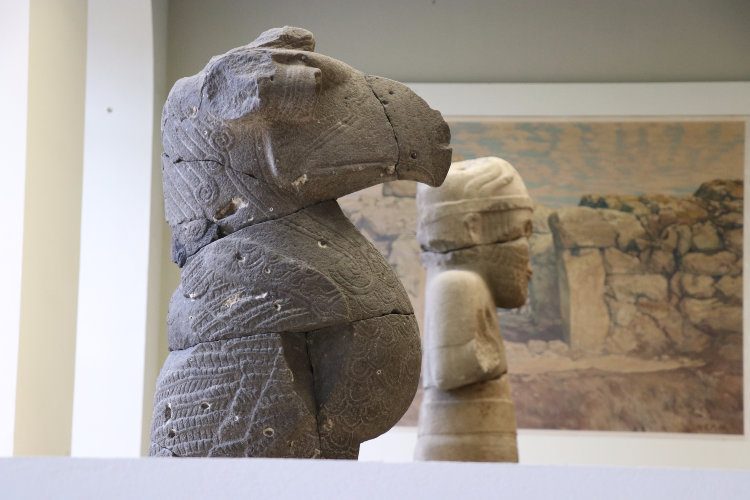 Colossal statue of a bird in the Pergamon Museum