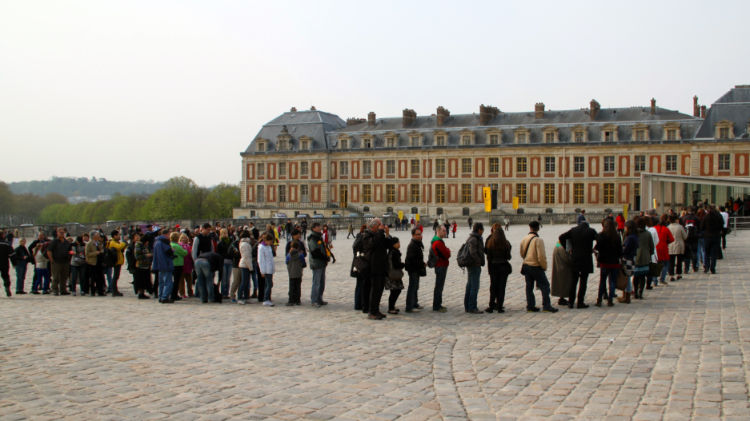 Palace of Versailles Security Queues