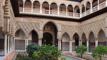 Buy tickets online and see the Patio of the Maidens in the Real Alcazar in Seville.