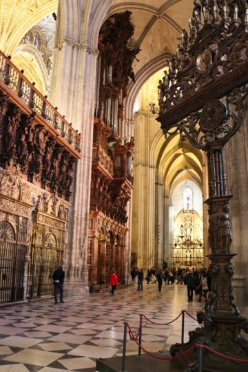 Tenebrario in Seville Cathedral