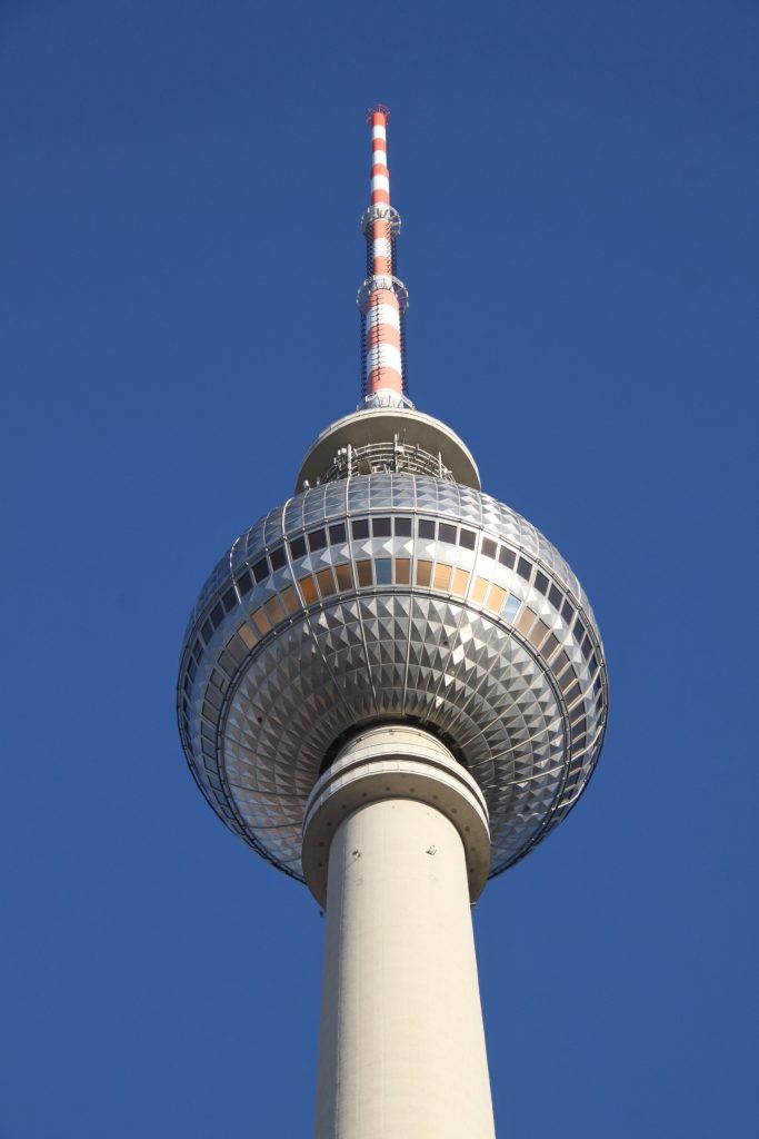 Berliner Fernsehturm (TV tower) Close up