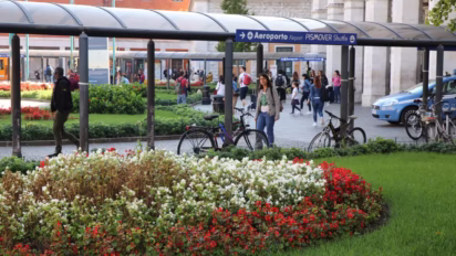Pisa Mover Airport Shuttle Signs at Pisa Station