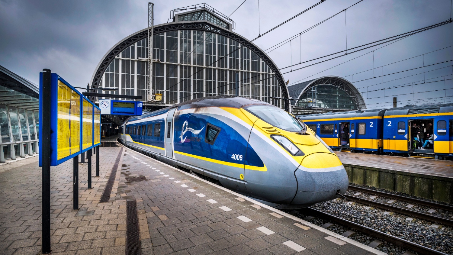 Cheap Travel by Train from London to Amsterdam and Rotterdam