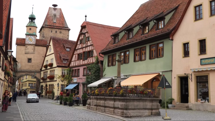 Markusturm and Roederbogen