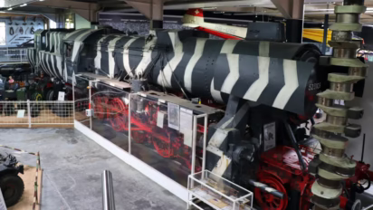 1943 Jung Kriegslokomotive in Sinsheim