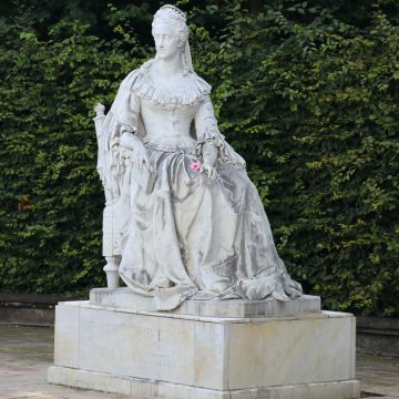 The marble statue of a seated Electress Sophie