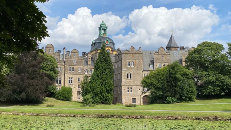 Bückeburg Palace from Schlosspark