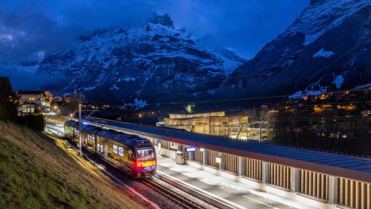 Grindelwald Terminal Bahnhof