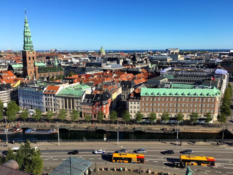Christiansborg Tower Buses