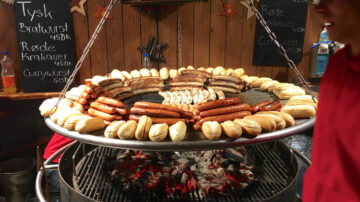 Sausages in Copenhagen at the Christmas markets are mostly grilled by Germans