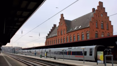 Helsingor Station in Denmark has direct trains to Copenhagen for easy public transportation