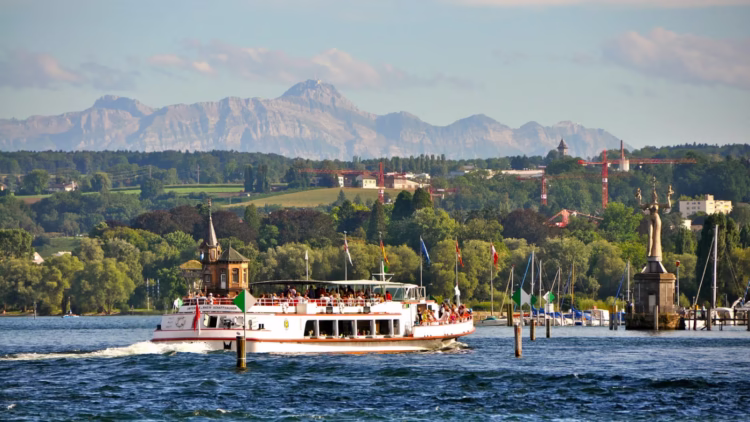 Boat arriving in Konstanz on the Bodensee