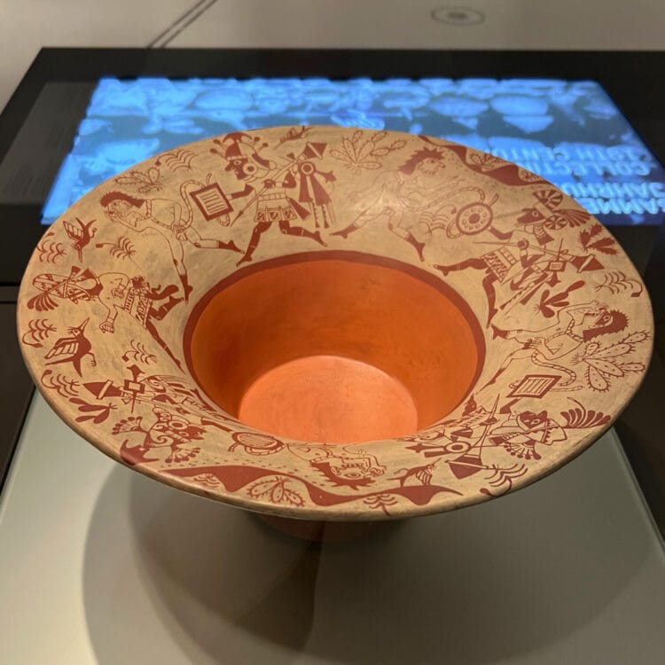 Bowl with depiction of warriors and prisoners - Peru in the Ethnological Museum in Berlin