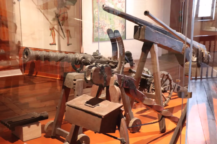 Medieval and early modern cannon and other weaponry are on display in the Kaiserburg Museum in the Imperial Castle in Nuremberg.