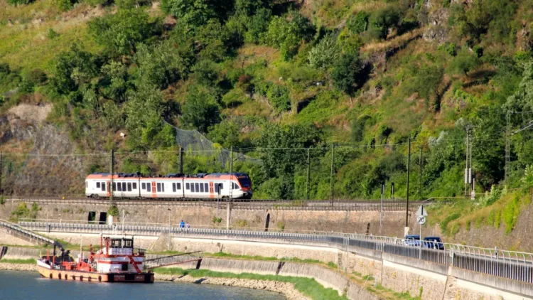 Train Along the Rhine River near Rüdesheim