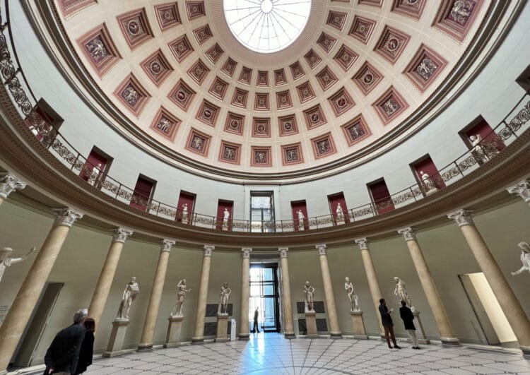 Rotunda of the Altes Museum in Berlin -- inspired by the Pantheon in Rome and full of sculptures from antiquity