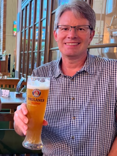 Henk Bekker is a freelance travel writer with over 20 years of experience writing online with a particular interest in history, art, and culture in Europe.