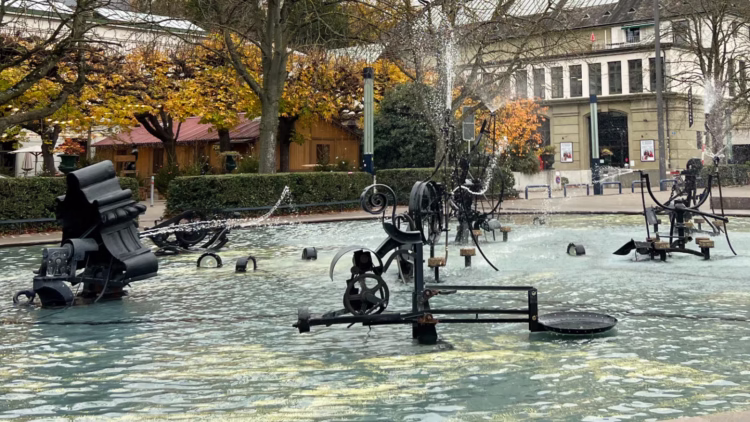 Carnival Fountain (Fasnachtsbrunnen) (1977) in Basel.