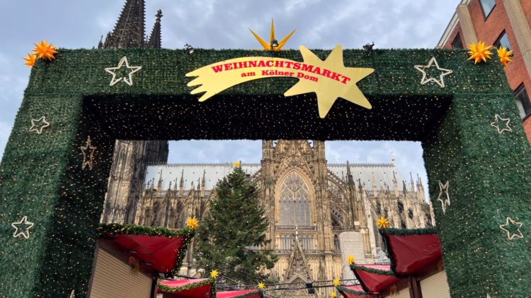 Weihnachtsmarkt am Kölner Dom