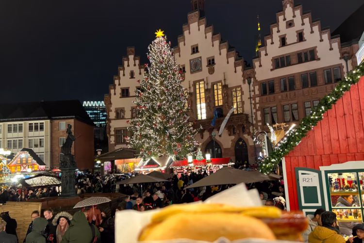 Frankfurt am Main Christmas Market am Roemer