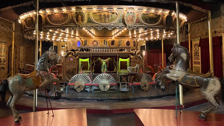 The Museum of Fairground Arts (Musée des Arts Forains) in Paris, Bercy, is a fun, family-friendly Belle Époque funfair experience with historic carousel rides.