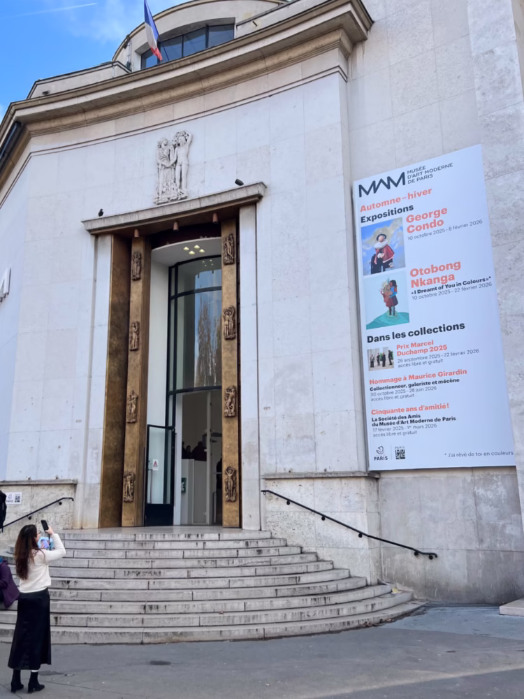 The Musée d’Art Moderne displays the 20th-century modern art collection of Paris in the mid-1930s Palais de Tokyo.