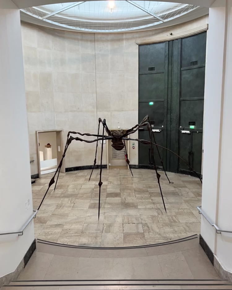 Spider (Araignée) by Louise Bourgeois