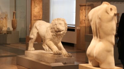 Lion in the Altes Museum The names of the vast State Museums in Berlin hardly hint at what may be seen in the different buildings on Museumsinsel, Kulturforum, and beyond.