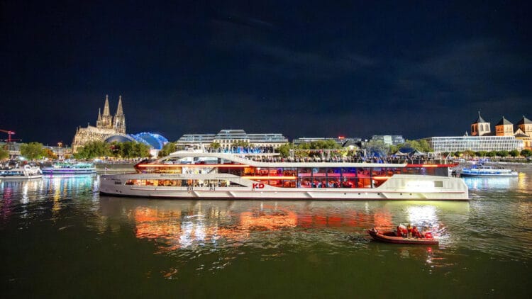 KD MS RheinGalaxie boat cruise in Cologne at Night